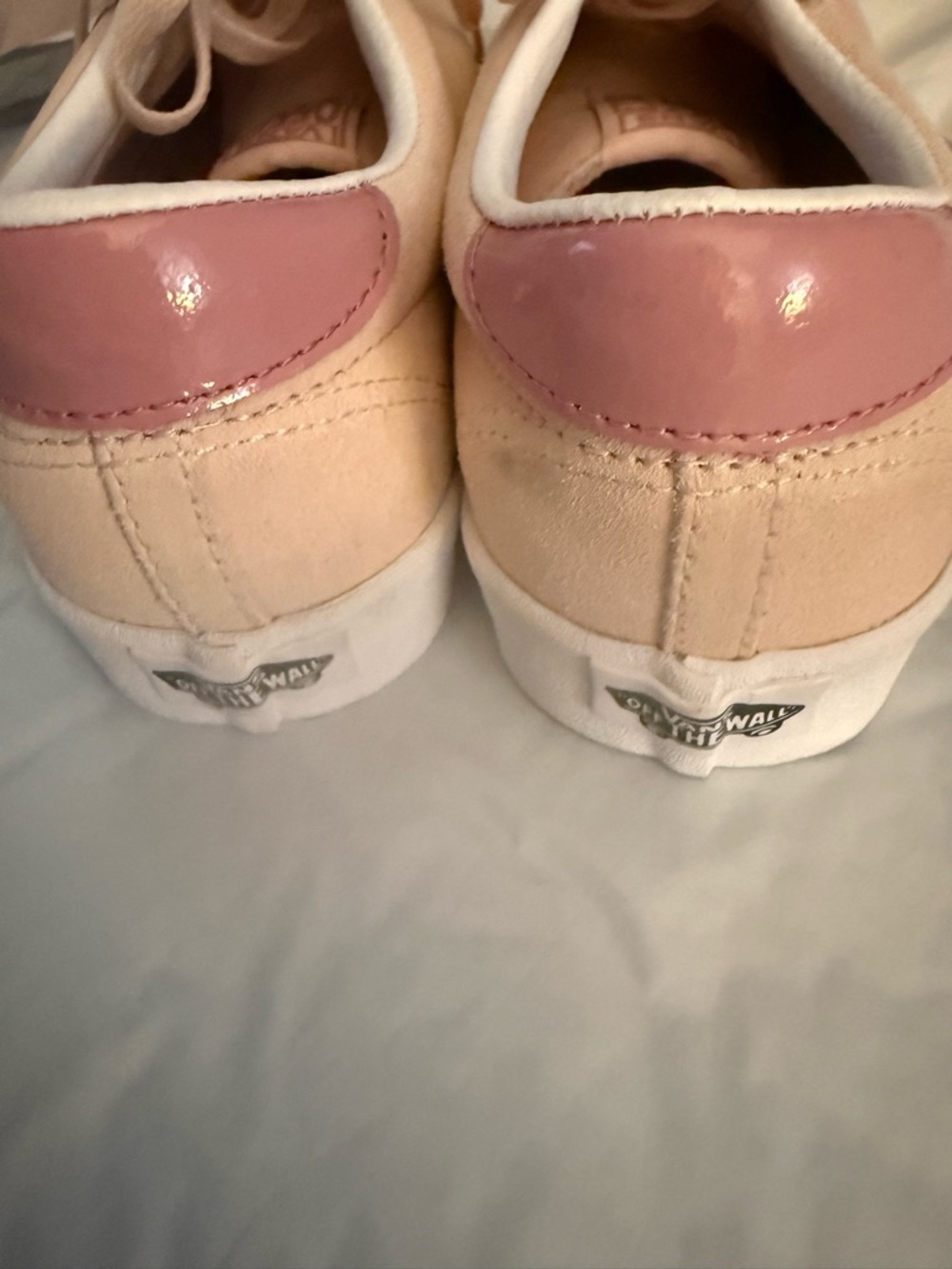 Vans - Picture 4 of 4